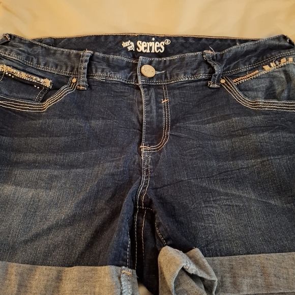 Short & Sexy Series 31 Women's Jean Shorts with Distressed Details & Embroidery - Picture 7 of 9